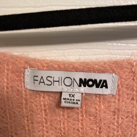 Cropped Sweater - Picture 2 of 4